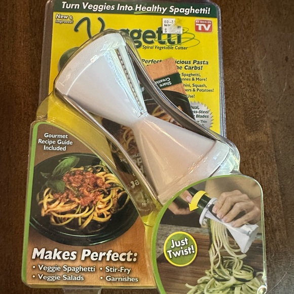 Spiral Vegetable Cutter - White - Picture 1 of 2
